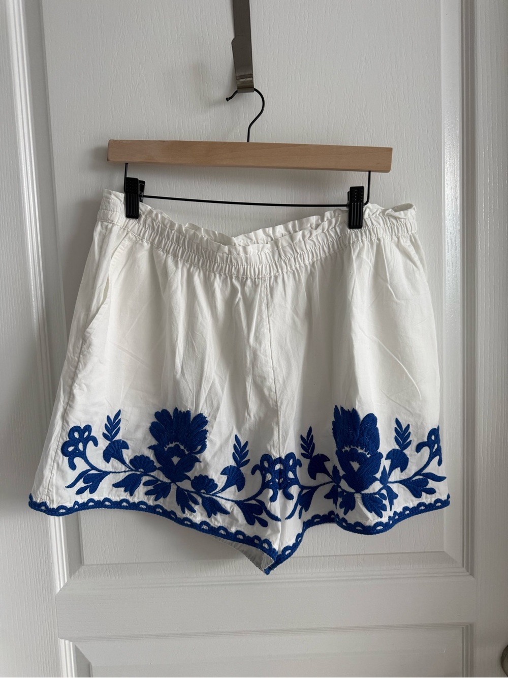 Primark White Shorts with Blue Floral Embroidery. Size XL(tag is L, runs bigger)